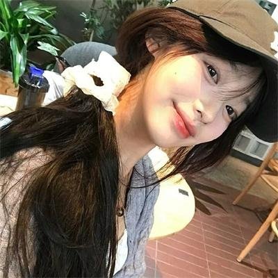 呢喃语页